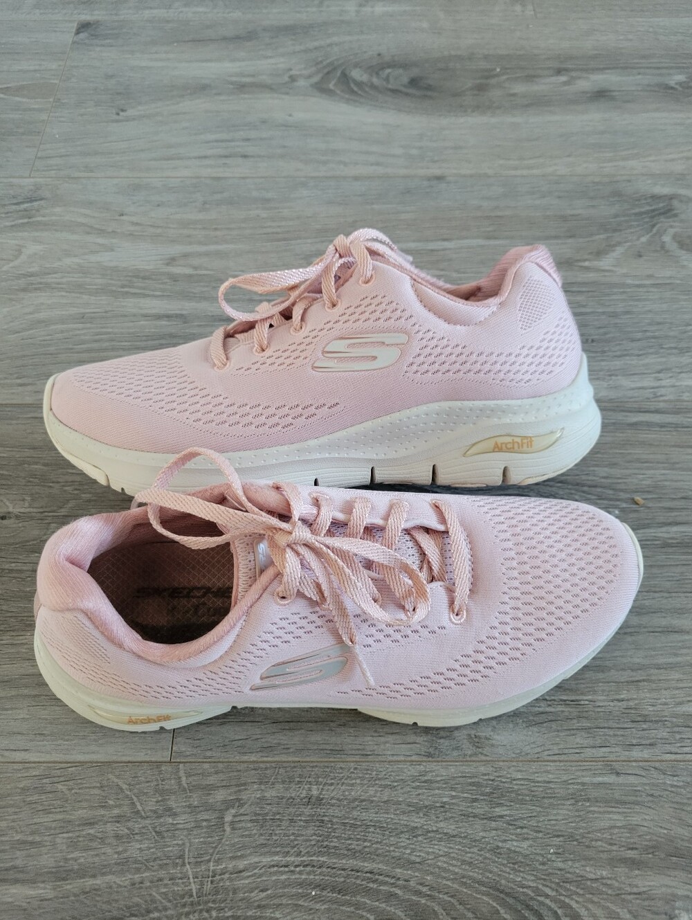 Skechers Arch Fit - Sunny Outlook sneakers Size 8